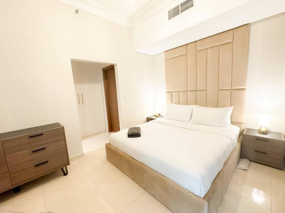 202 Ansam With Stunning Pool View * Abu Dhabi