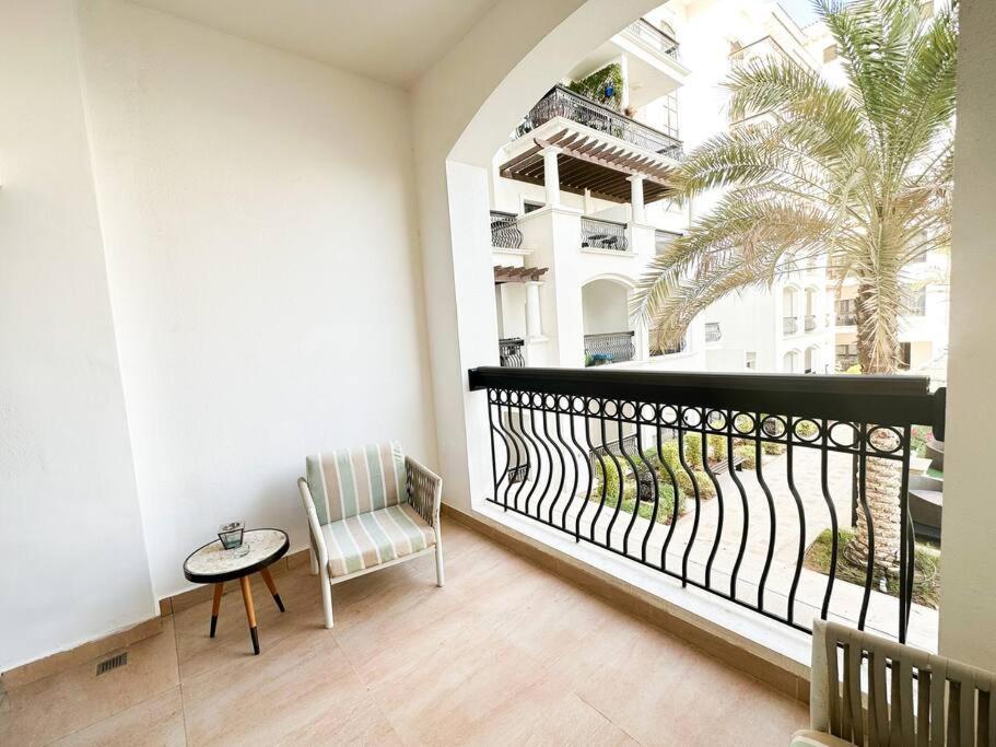 Apartment 202 Ansam With Stunning Pool View Abu Dhabi